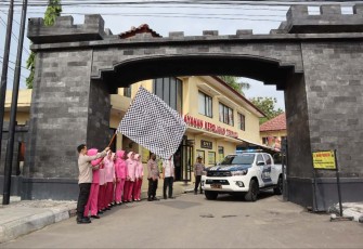 Bantuan kemanusiaan gempa Cianjur Polres Rembang