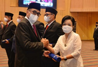 Menhub Budi Karya Sumadi saat melantik pejabat di Kementerian Perhubungan, Rabu (14/12)