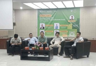 Diskusi publik kenaikan harga BBM di Universitas Sumatera Utara 