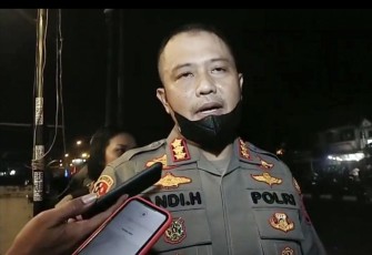 Kapolresta Pontianak Kombes Andi Herinda saat memberikan keterangan kepada awak media, Pontianak. Minggu (18/12)