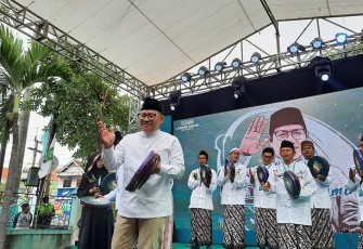 Gus Muhaimin saat ikuti Festival Al Banjari, Sabtu (3/12/2022).