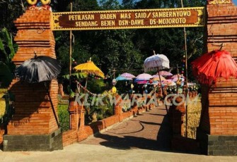 Komplek Sendang Bejen, Petilasan Raden Mas Said atau Pangeran Sambernyawa di Dusun Dawe, Desa  Mojoroto, Kecamatan  Mojogedang, Kabupaten Karanganyar.