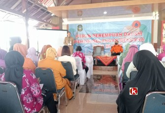 Sekretaris Daerah Kota Blitar Priyo Suhartono Berikan Sambutan Pengarahan dalam FGD Peran Perempuan Menanggulangi Bencana (foto : Faisal NR / Klikwarta.com)