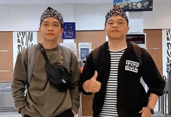Kakak beradik yang termasuk dalam tim seniman perwakilan dari Polda Bengkulu.