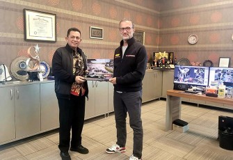 Gubernur Ansar saat Melihat Langsung Kemegahan Intercity Istanbul Park Circuit 