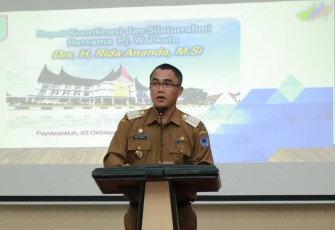 Pj. Wali Kota Payakumbuh Rida Ananda saat Rapat Koordinasi 