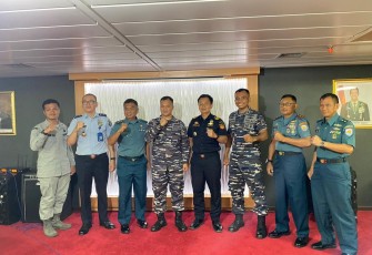 Guspurla Koarmada III saat Laksanakan Pembekalan Kepabeanan dan Keimigrasian
