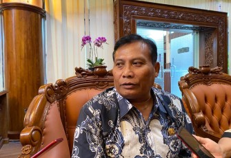 Anggota Komisi D DPRD Jawa Timur Satib saat ditemui awak media