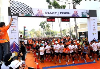 AAL Ikuti Surabaya Run 4 Heroes 2023