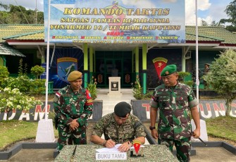 Dankolakops Rem 121/ABW dan Panglima 3 Briged Infanteri Malaysia Resmi Tutup Kegiatan Patkor Seri 2 Tahun 2023