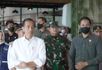 Panglima TNI saat Dampingi Presiden RI Mengecek Kesiapan Pelabuhan Merak