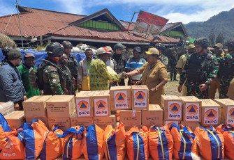 Sinergitas TNI-Pemda Kabupaten Puncak Atasi Kesulitan Masyarakat Gome