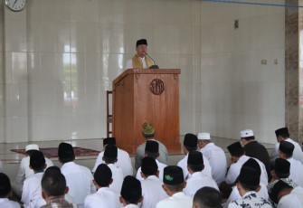 Gubernur Bengkulu Rohidin Mersyah Jadi Khotib Shalat Jumat