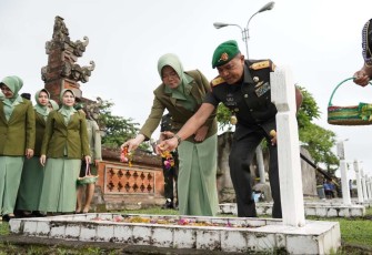 Pangdam IX/Udayana Mayjen TNI Harfendi, S.I.P., M.Sc Pimpin Ziarah Rombongan 