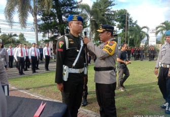 Pimpin Apel Gelar Pasukan Operasi Lilin Samrat 2023, Kapolres Bitung Bacakan Amanat Kapolri 