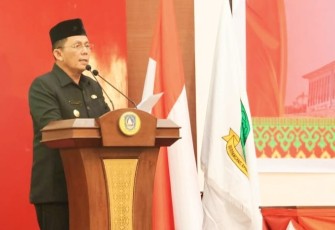 Gubernur Ansar Serahkan Ranperda Pertanggung Jawaban Pelaksanaan APBD 2022 kepada DPRD Kepri