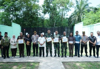 Bupati Asahan Ikuti Pelantikan FSC Asahan