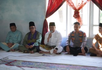 Sekda Bintan Hadiri Kenduri Tolak Bala di Tembeling Tanjung Bintan