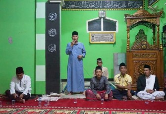 Wabup Kepahiang saat Safari Ramadan di Masjid Al-Hijaz Tebat Karai