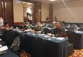 Kasat Reskrim Polres Tapanuli Selatan (Tapsel), AKP Rudy Saputra, SH, MH, dan Kanit Tipiter, Ipda Irwan Sarumpaet, mengikuti bimbingan teknis (Bimtek) penggunaan sistem aduan instansi, Kamis (16/11/2023)