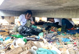 Sahabat Humas BP Batam Kembali Lakukan Aksi Bersih-Bersih di Tanjung Riau 