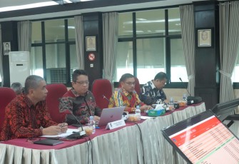 Pj Walikota Tebing Tinggi saat Sampaikan Capaian Kinerja Tri Wulan I di Kemendagri