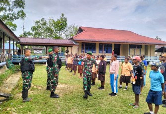 Satgas Yonif 310/KK Latihkan PBB di Perbatasan RI-PNG