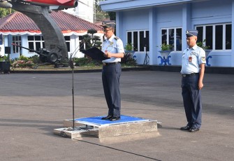 Dirmat Koharmatau saat Pimpin Upacara Bendera Mingguan