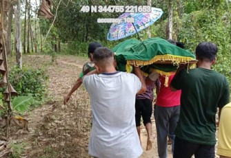 Satgas perbatasan bantu proses pemakaman 