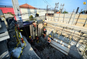 Pembangunan jembatan Juwana Kabupaten Pati Jateng 