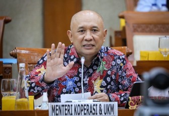 Menteri Teten Masduki saat memberikan keterangan pers di Jakarta 