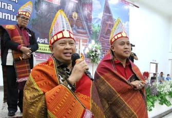 Bamsoet usai menghadiri Pesta Bona Taon Raja Rumahorbo Dohot Boru Se-Jabodetabek Tahun 2023, di Bekasi, Minggu (2/4/23).