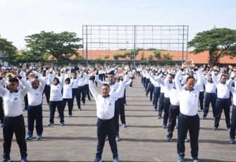 Olahraga bersama personel Kodiklatal 