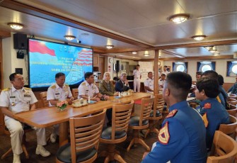 Kasal Laksamana TNI Muhammad Ali saat bersama satgas KJK 2023 di Belanda