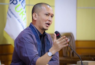 Stafsus MenkopUKM bidang Pemberdayaan Ekonomi Kreatif Fiki Satari