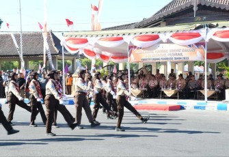 Lomba Defile Hari Pramuka Ke-62 di alon-alon Kota Ponorogo, Senin (14/8)