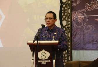 Ditjen Bangda Restuardy Daud saat acara Workshop Penguatan Pengembangan Kewirausahaan UMKM di daerah tahun 2023, Kota Surakarta, Senin (14/8)
