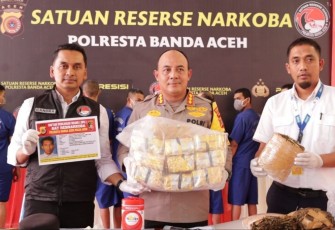 Kapolresta Banda Aceh Kombes Pol Fahmi Irwan Ramli saat konferensi pers, Senin (11/9)