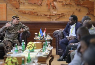 Mendes PDTT Abdul Halim Iskandar saat menerima delegasi Rwanda di Jakarta, Senin (9/10)