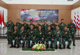 Pelatihan Pengamanan VVIP Koarmada III TA 2023