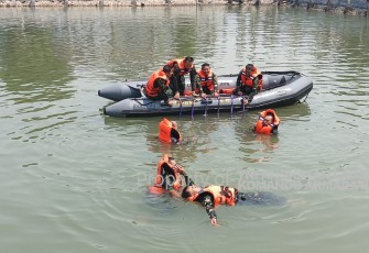 Latihan Water Rescue dan Salvage Koarmada II