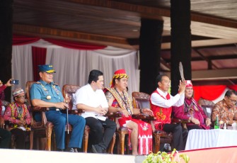Panglima TNI saat Dampingi Presiden RI Kunker di Kutai Barat, Kalimantan Timur