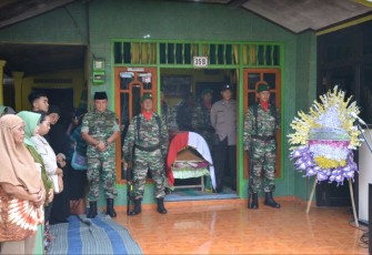 Rumah Duka Almarhum Sertu Heri, Jum'at (24/11)