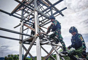 Bangun menara lonceng