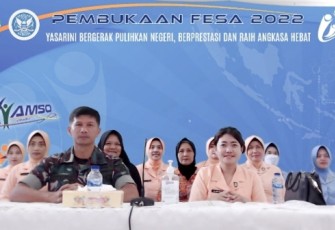 Danlanud Sugiri Sukani Letkol Pnb Supardo Butarbutar saat mengikuti pembukaan FESA secara virtual di Majalengka, Selasa (10/1)