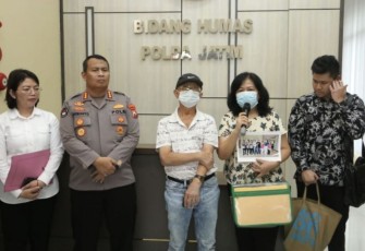 AKBP Sivia Puspasari saat memberikan keterangan pers 