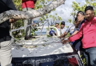 Selamatkan 12 Penumpang Speed Boat Kandas di Perairan Sorong
