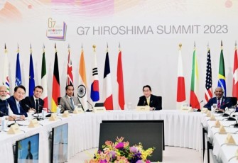 Presiden Joko Widodo menghadiri Sesi Kerja Mitra G7 yang membahas soal iklim, energi, dan lingkungan di Grand Prince Hotel Hiroshima, Jepang, Sabtu (20/5)