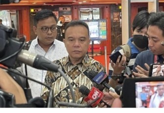 Ketua Harian DPP Partai Gerindra, Sufmi Dasco Ahmad saat memberikan keterangan pers, Minggu (17/9).