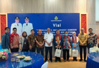 Foto bersama usai acara